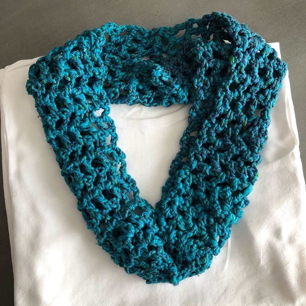 🤩 Handmade Recycled Silk Infinity Scarf